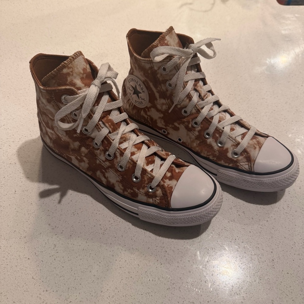 Converse Chuck Taylor All Star Hi Bleach Tie Dye Brown Tan Sneaker W9/M7 - Picture 4 of 8